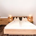 Ferienparadies Wiesenbauer דירה סנט מיכאל אים לונגאו