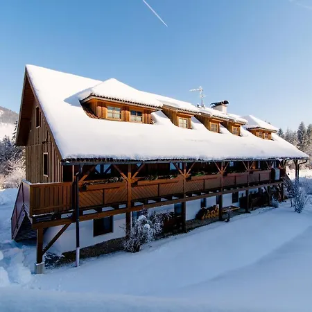 Ferienparadies Wiesenbauer アパート